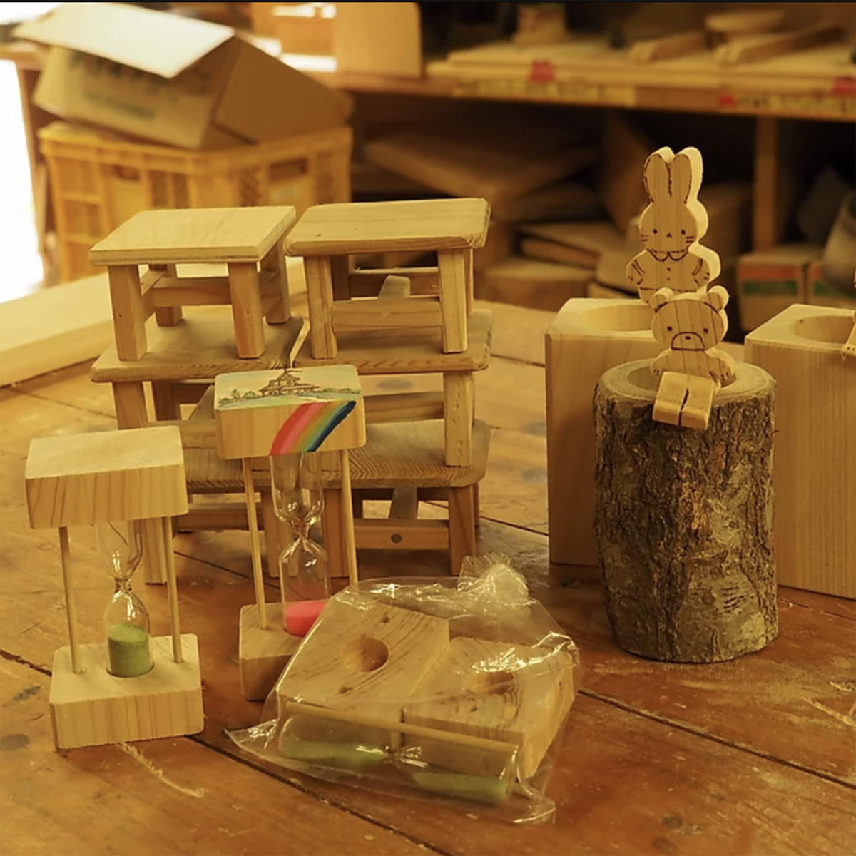 小田原や近隣の山で伐った間伐材を利用した木工芸体験教室